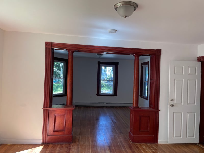Primary Photo - 75 Oak St