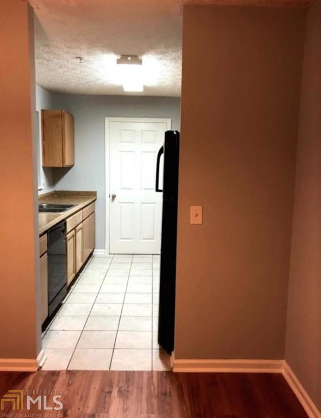 Foto del edificio - 5104 Fairington Ridge Cir