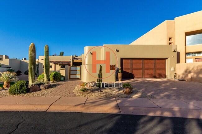 Foto del edificio - 6711 E Camelback-23