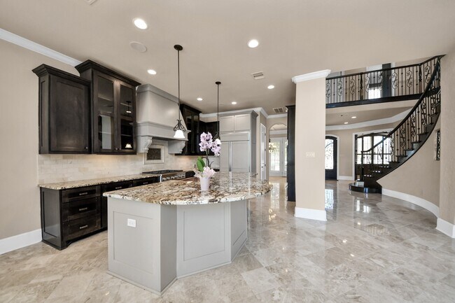 Foto del edificio - 25627 Fleming Lodge Ln