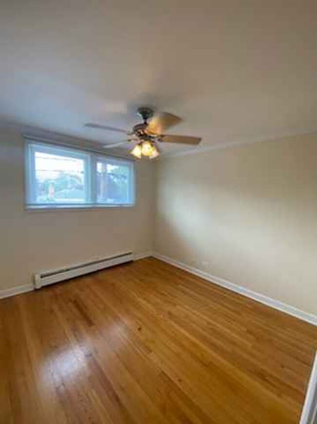 Foto del edificio - 4934 Harold Ave