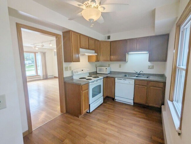 Foto del edificio - 2-bed 1-bath Apartment