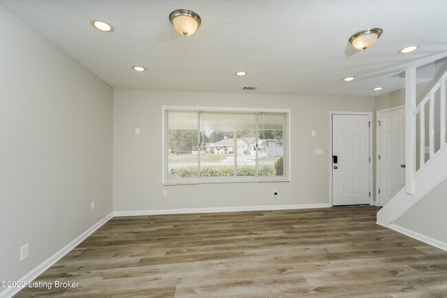 Building Photo - 9335 Donerail Way