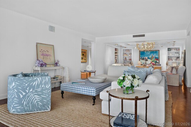 Building Photo - 3140 S Ocean Blvd