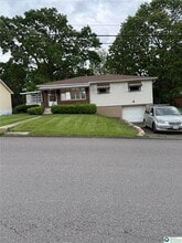 Building Photo - 2803 S Webster Ave