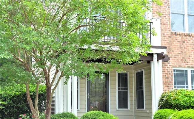 Building Photo - 991 Hollymeade Cir
