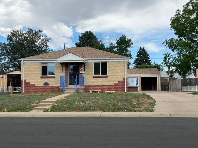 Building Photo - 1328 S Beach Ct