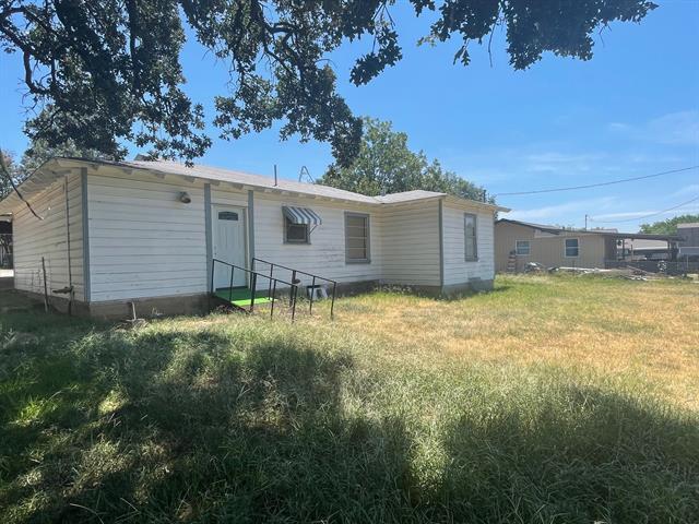 Building Photo - 120 Live Oak St