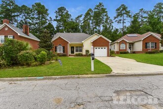Building Photo - 203 Manor View Ct