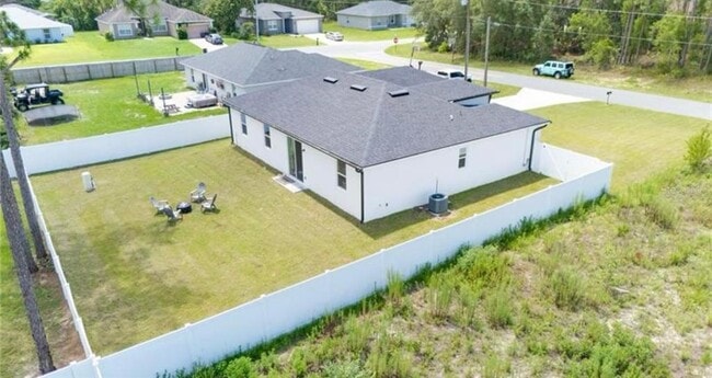 Building Photo - 7439 SW 130th Ln