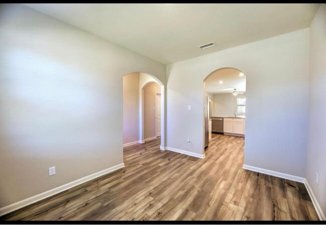Building Photo - 1817 Liam Dr