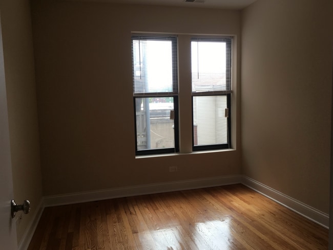 Bedroom 1 - 5400 N Winthrop Ave