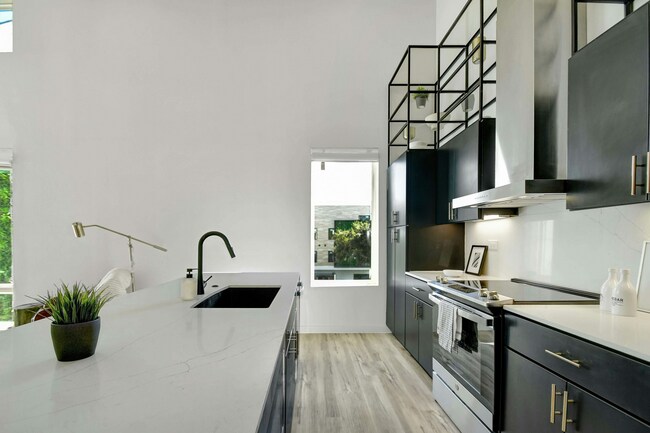 Foto del edificio - Botanica Oak Hills