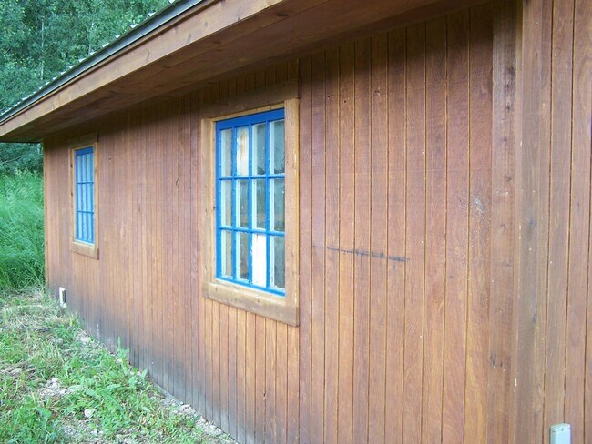 Building Photo - 1555 Game Creek Ln