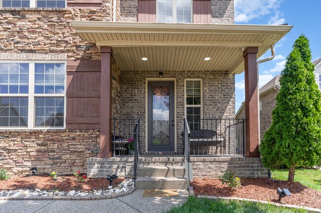 Foto del edificio - 76 Molly Bright Ln