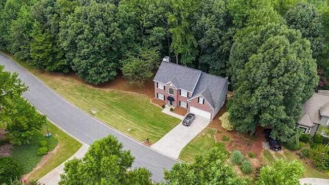 Foto del edificio - 650 Cedar Creek Dr