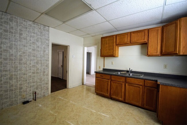 Foto del edificio - 1007 NW Central Ave