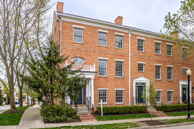 Building Photo - 12779 Tradd St