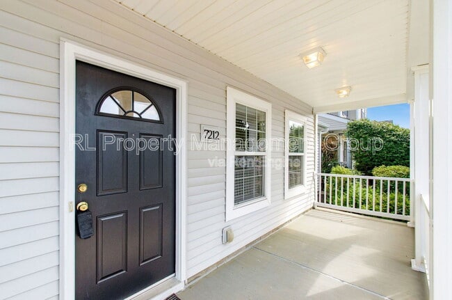 Foto del edificio - 7212 Winterbek Ave