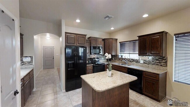 Foto del edificio - 4539 S Agave Ave