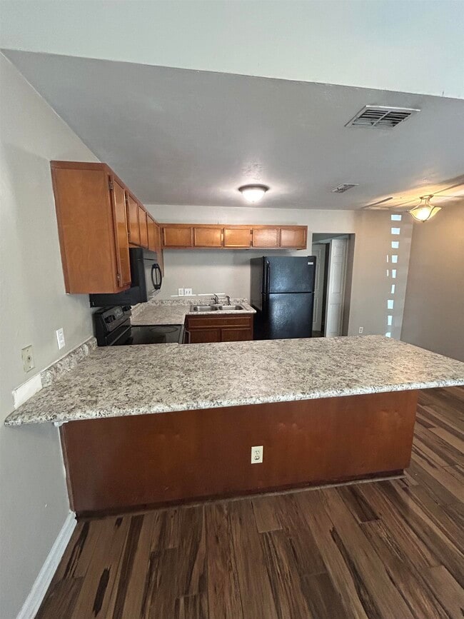 Foto del edificio - 912 S Lipona Rd