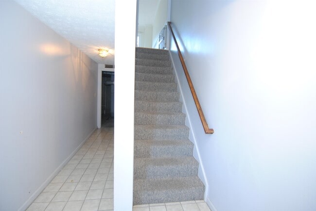 Building Photo - 37 Cadogan Way