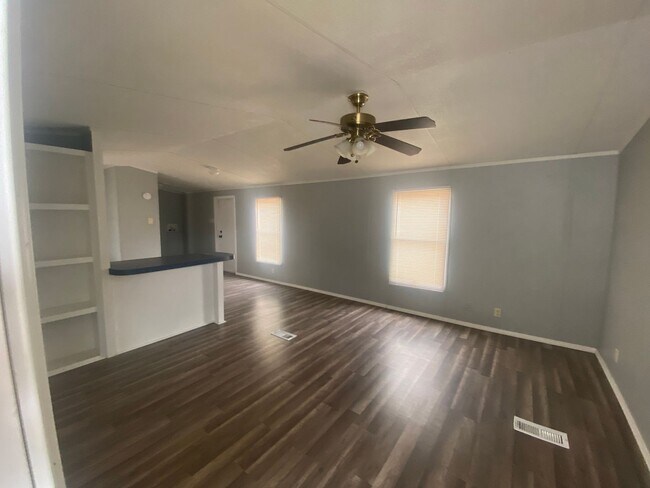 Building Photo - Infinity Park