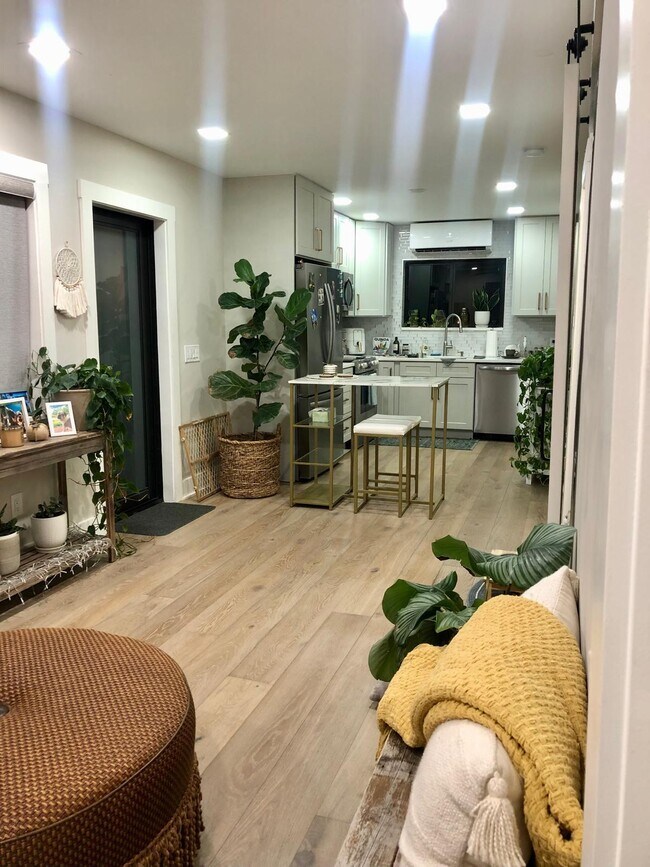 Foto del edificio - 213 SE 24th Ave