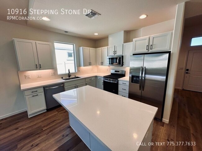 Building Photo - 10916 Stepping Stone Dr