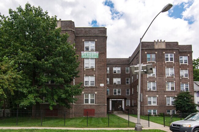 Building Photo - 120 N Oraton Pkwy