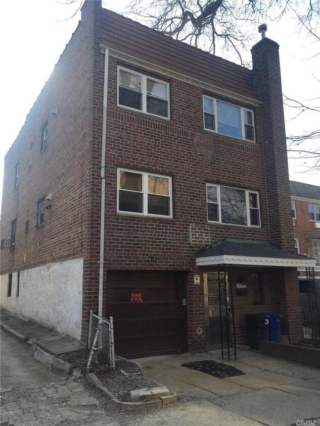 Primary Photo - 147-50 Barclay Ave