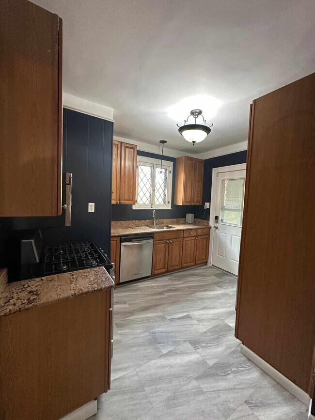 Foto del edificio - 15466 Artesian St