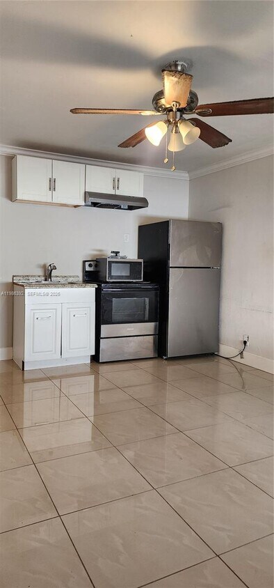 Foto del edificio - 1818 SW 22nd St