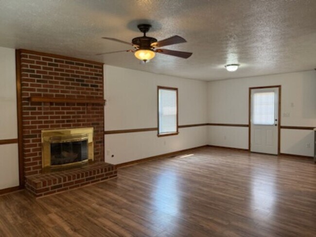 Foto del edificio - 3 Bedroom 2 Bath Rancher in Mechanicsville!