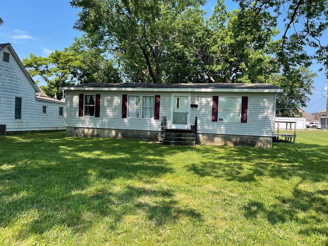 Foto principal - 605 N Joplin St