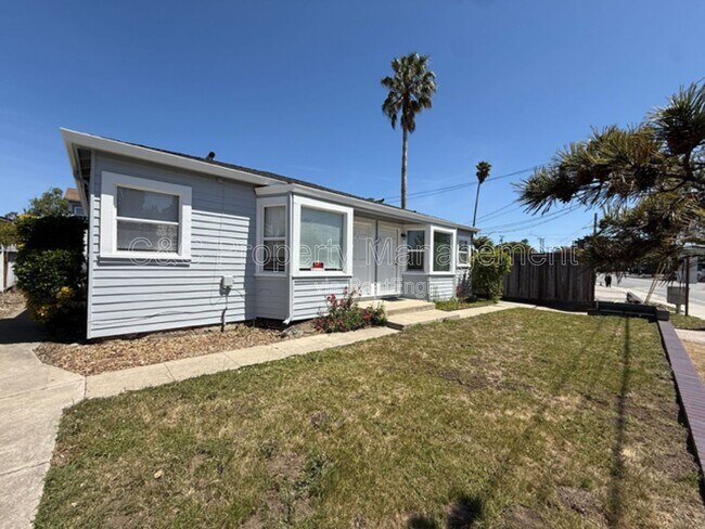 Foto del edificio - 21625 E Cliff Dr