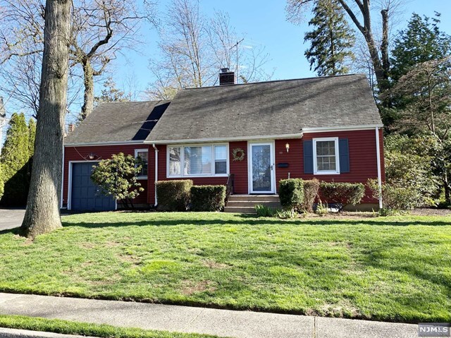Primary Photo - 111 Woodside Ave
