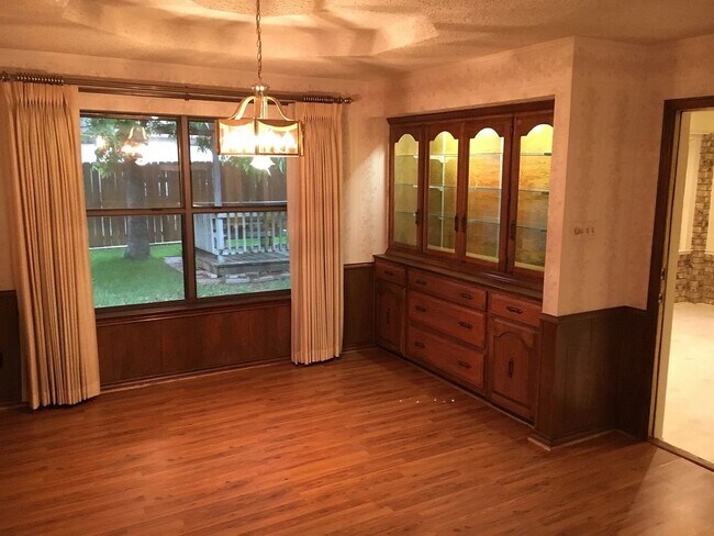 Building Photo - 3906 Double Oak Ln