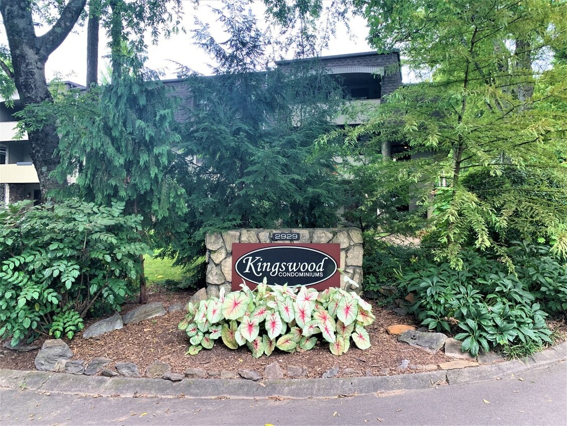 Primary Photo - Kingswood Condominiums