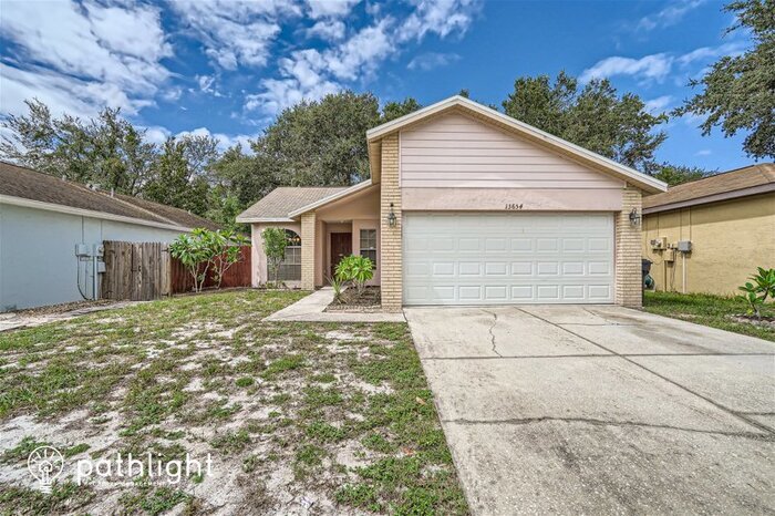 Foto principal - 13654 Laraway Drive, Riverview, FL, 33579
