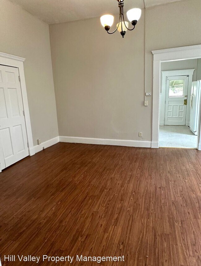 Foto del edificio - 4 br, 1 bath House - 2227 S Center St