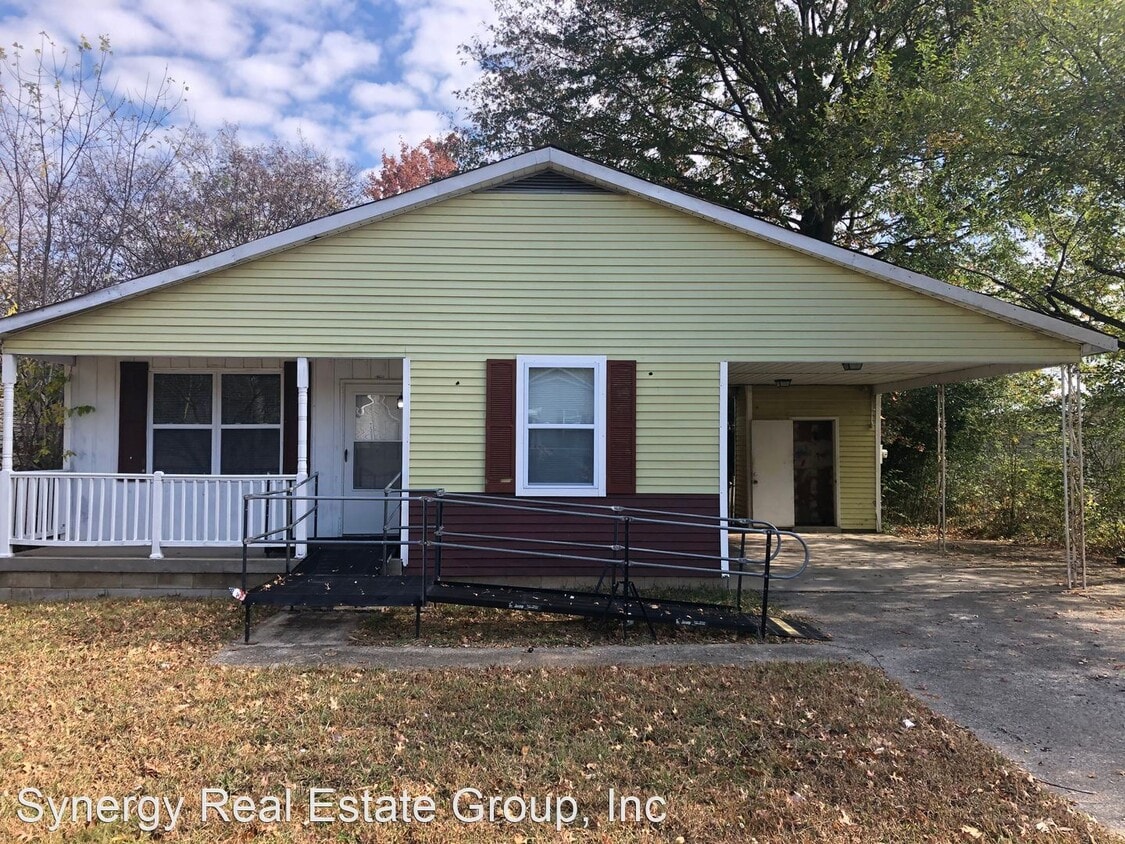 3 br, 2 bath House 1057 Mallow Drive House Rental in Nashville, TN