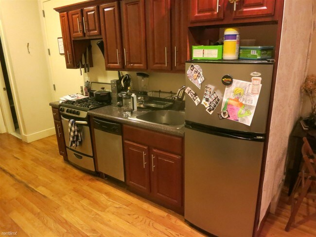 Building Photo - 318 Harman St