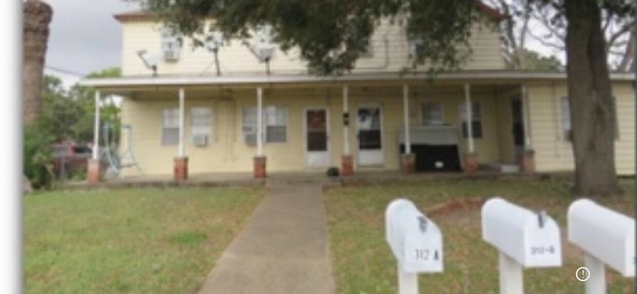 Foto principal - 312 W Corpus Christi St