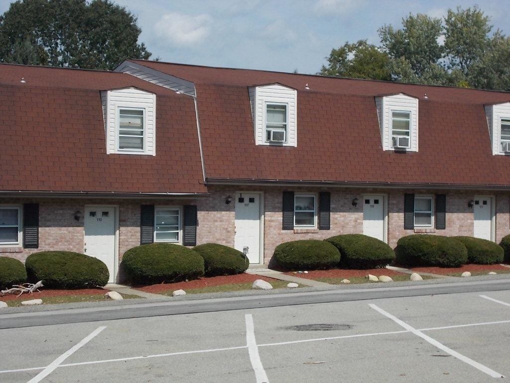 Starboard Villa Apartments in Greensburg, PA