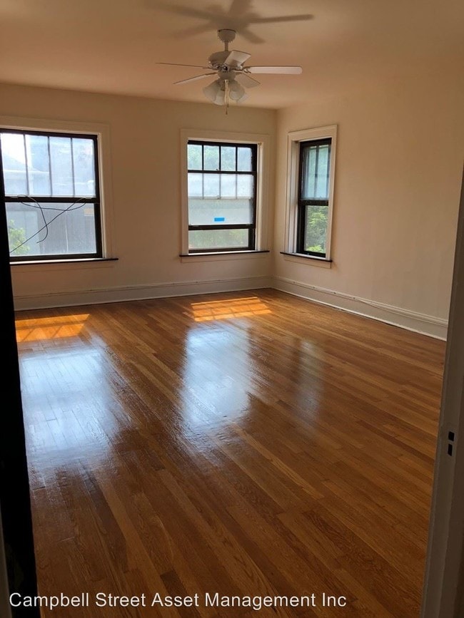 Building Photo - 5 br, 1.5 bath Apartment - 1244 W Thorndale