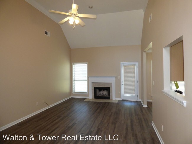 Building Photo - 3 br, 2 bath House - 2018 Forest Lakes Ln