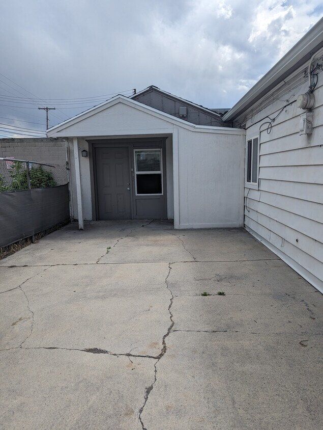 Foto principal - 54 E Harrison Ave