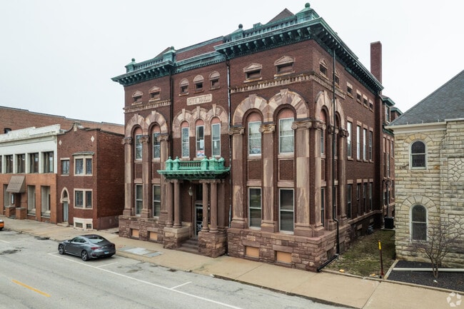 Galesburg's Old City Hall is a historic landmark.