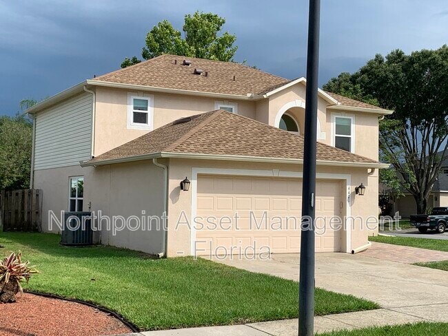 Building Photo - 4401 Stonemeadow Dr